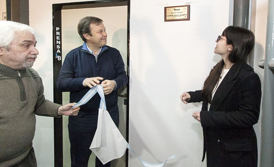 El Municipio brindó un emotivo y merecido homenaje al fotógrafo oficial Enzo Galeota