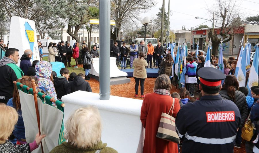 El municipio de Alte Brown celebró los 108 años de Longchamps