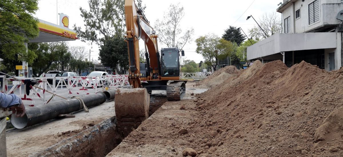 Cascallares: "Avanzamos con 14 mil nuevas conexiones y 22 obras de cloacas y agua potable"