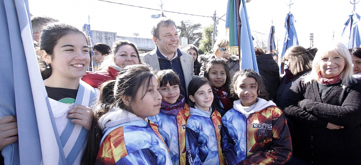 Cascallares celebró el 109° aniversario de Longchamps junto a las instituciones y los vecinos