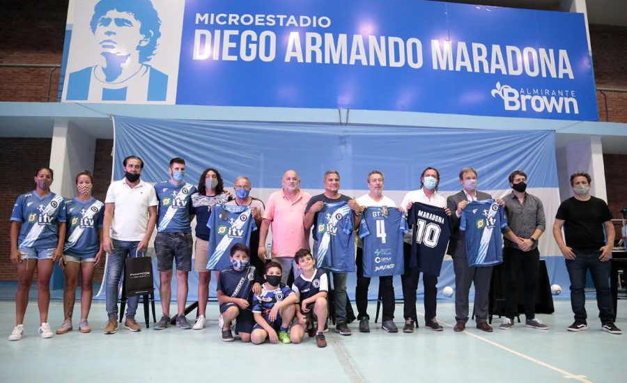 Alte Brown bautizó "Diego Armando Maradona" a su microestadio municipal