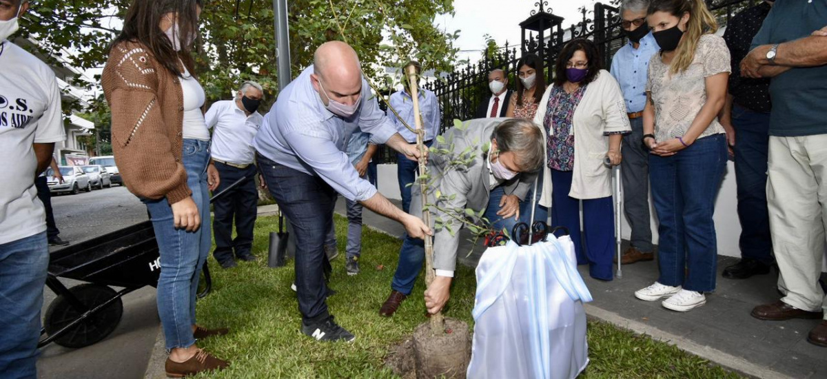 Almirante Brown planta memoria y dice “Nunca más”