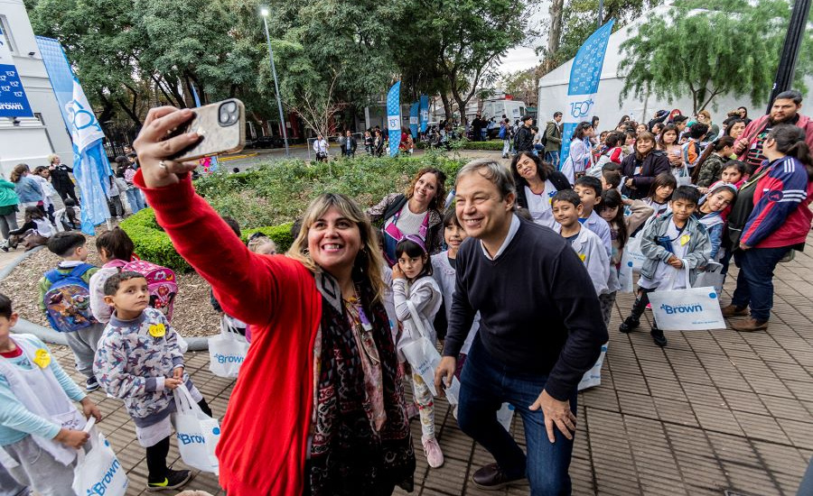 Alte Brown vivirá un super lunes con su 151° aniversario y la apertura de la 8° Feria Internacional del Libro