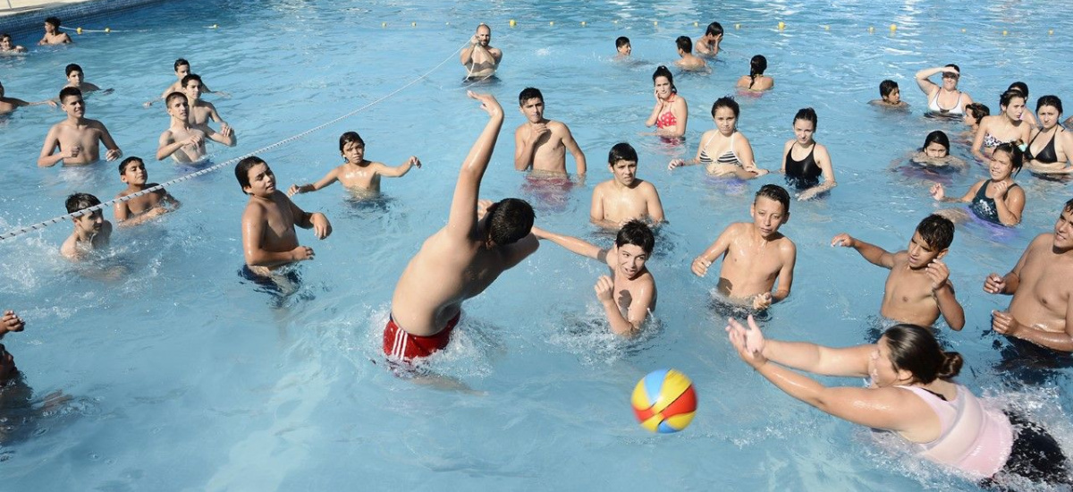 Más de 10 mil chicos participarán de la colonia municipal de verano en Brown