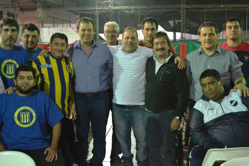 Cascallares encabezó el sorteo del fixture 2016 de la asociación deportiva infantil de Almirante Brown