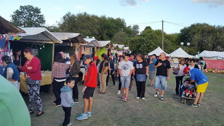 ESTE FIN DE SEMANA ENCUENTROS DE EMPRENDEDORES Y ARTESANOS EN MALVINAS Y MINISTRO RIVADAVIA